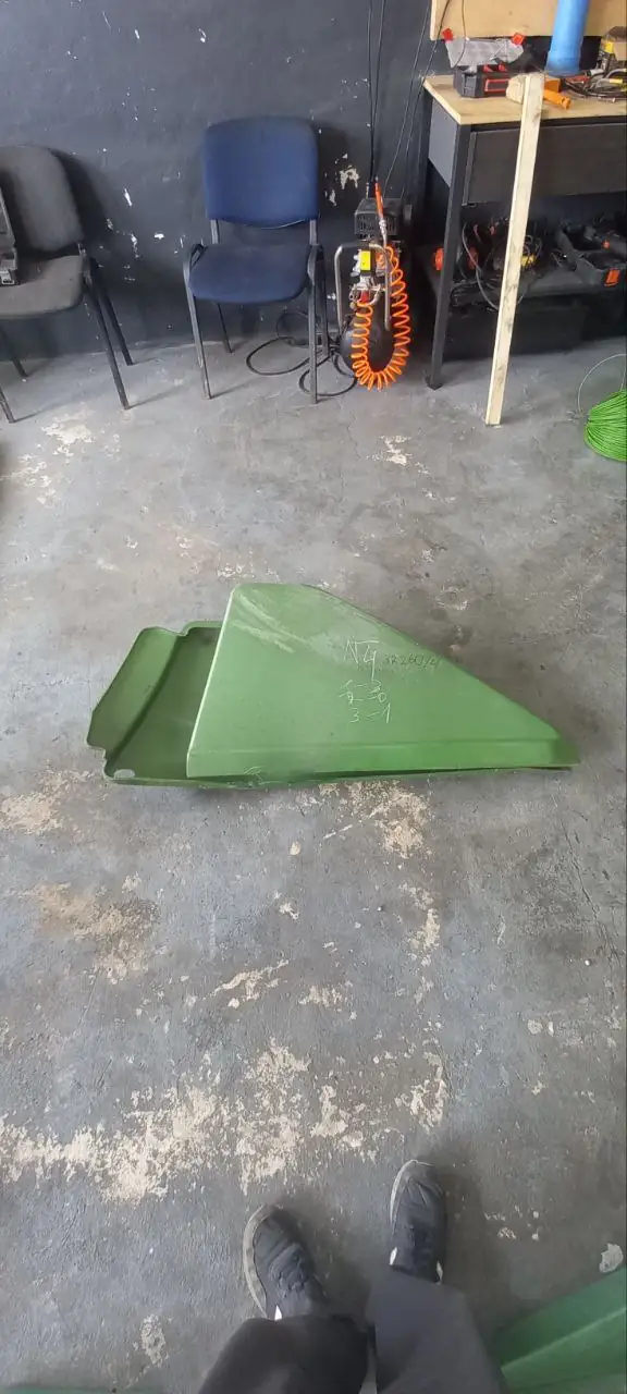 Foto 4 der Reparatur — Halmteiler-Reparatur John Deere