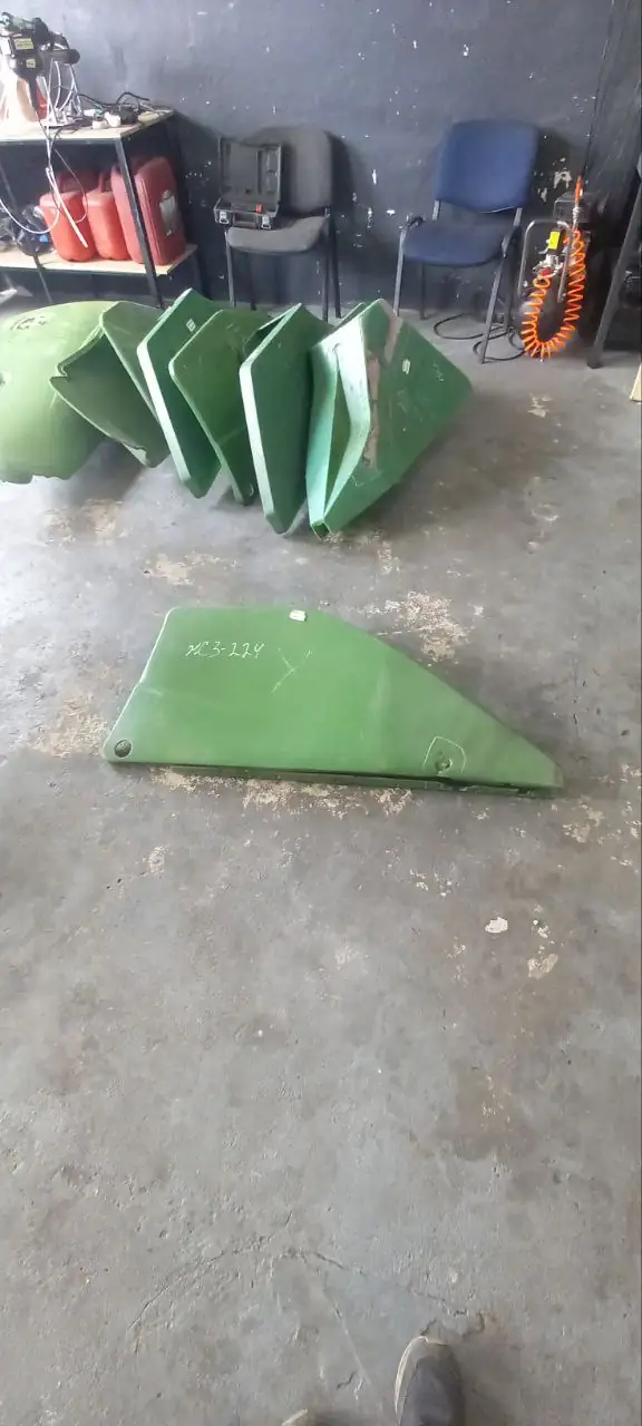 Foto 43 der Reparatur — Halmteiler-Reparatur John Deere