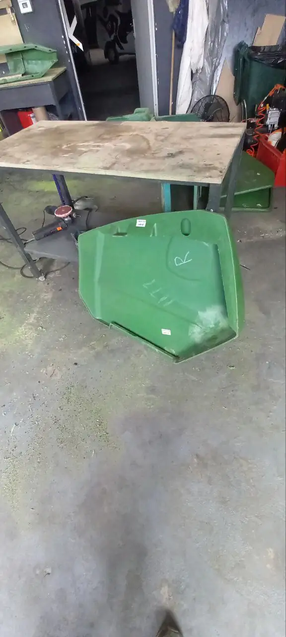 Foto 31 der Reparatur — Halmteiler-Reparatur John Deere