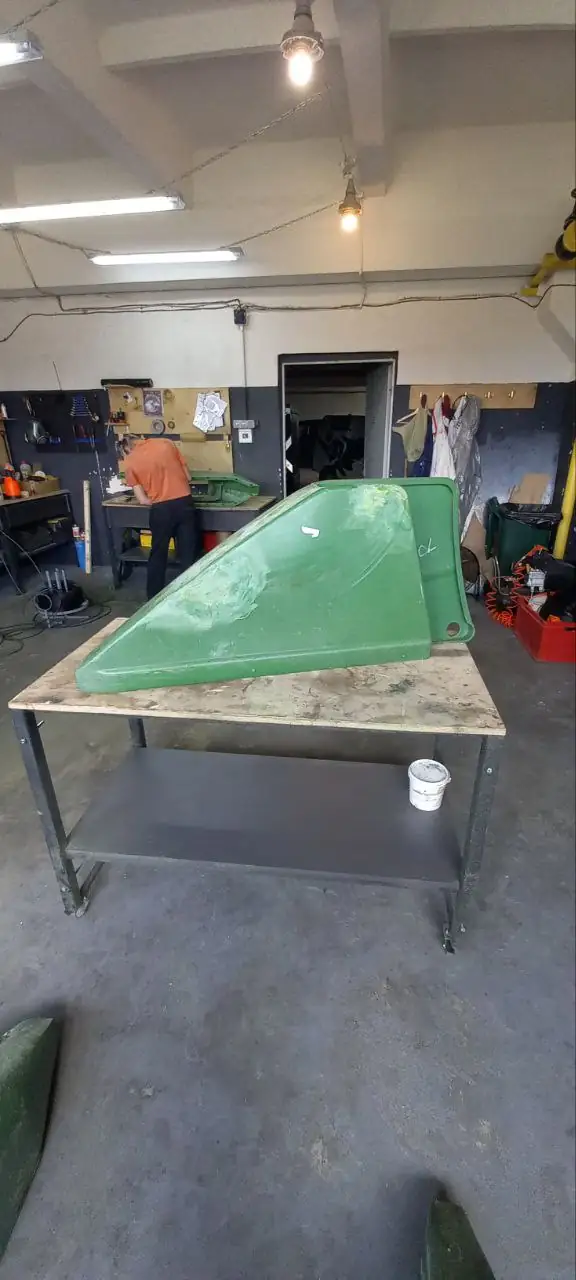 Foto 18 der Reparatur — Halmteiler-Reparatur John Deere