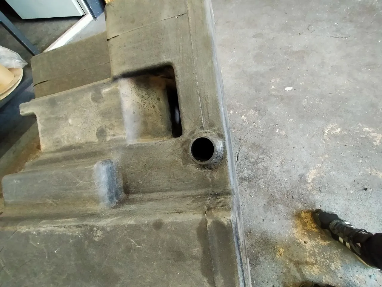 Foto 3 der Reparatur — Kraftstofftank-Reparatur Case 210