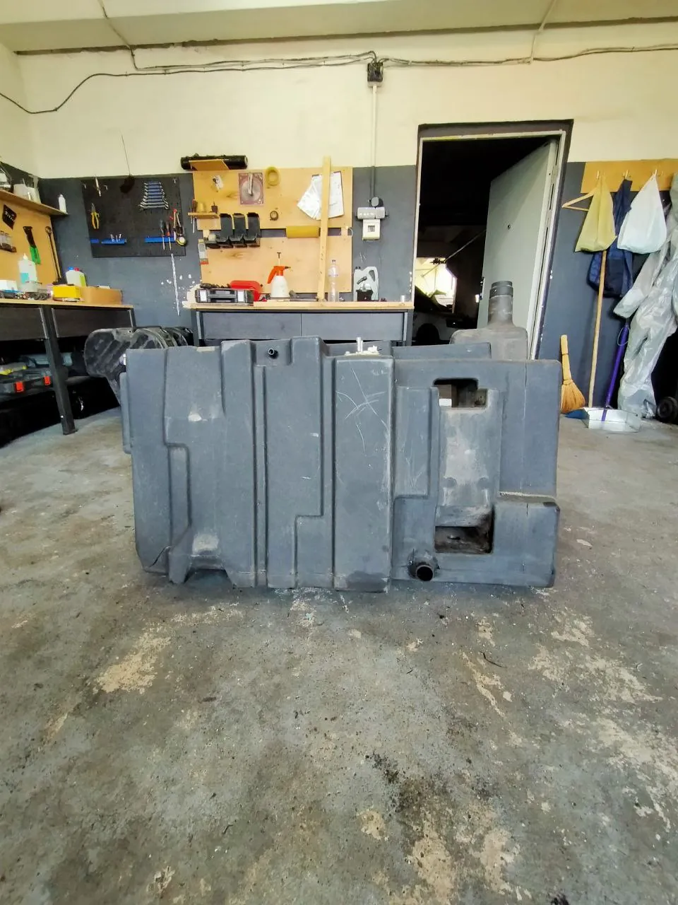 Foto 5 der Reparatur — Kraftstofftank-Reparatur Case 210