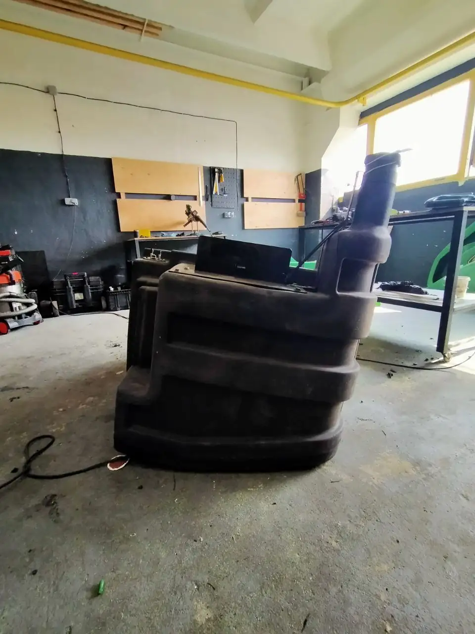 Foto 15 der Reparatur — Kraftstofftank-Reparatur New Holland T7060