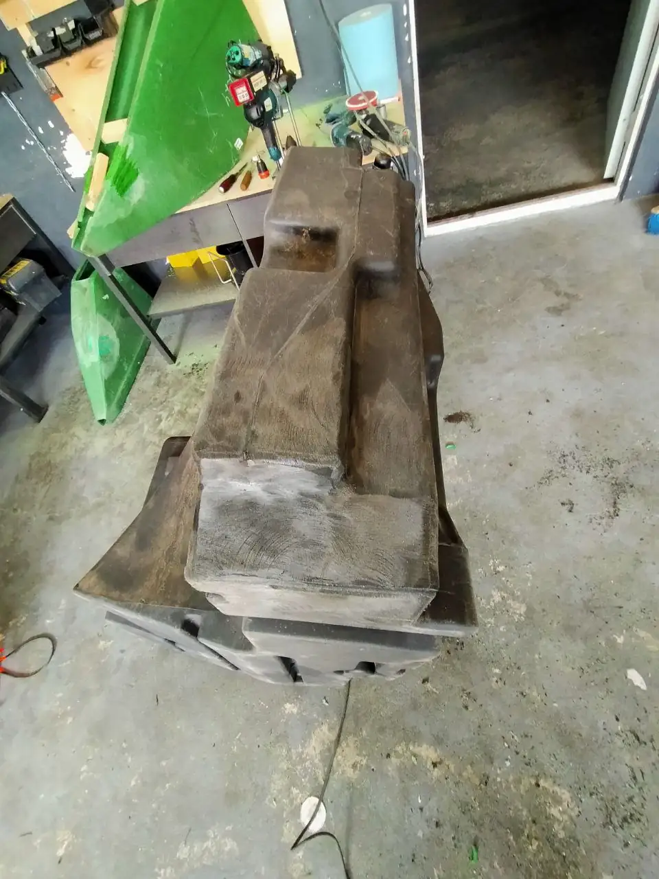 Foto 10 der Reparatur — Kraftstofftank-Reparatur New Holland T7060