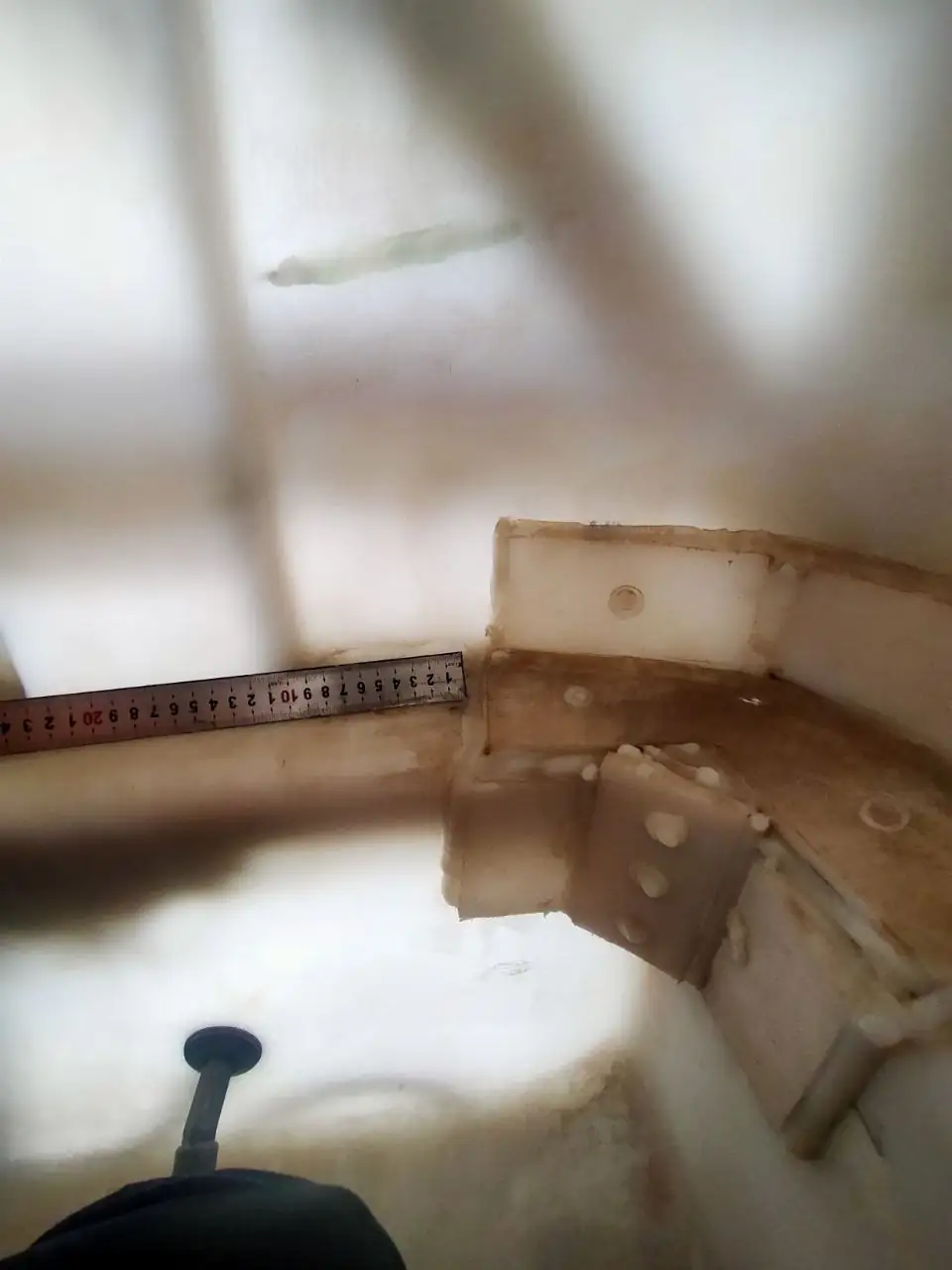 Foto 40 der Reparatur — Spritzentank-Reparatur