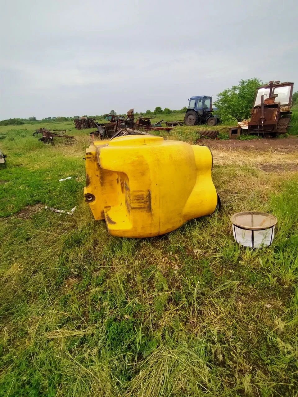 Foto 8 der Reparatur — Spritzentank-Reparatur an der Anbauspritze — Mai 2023