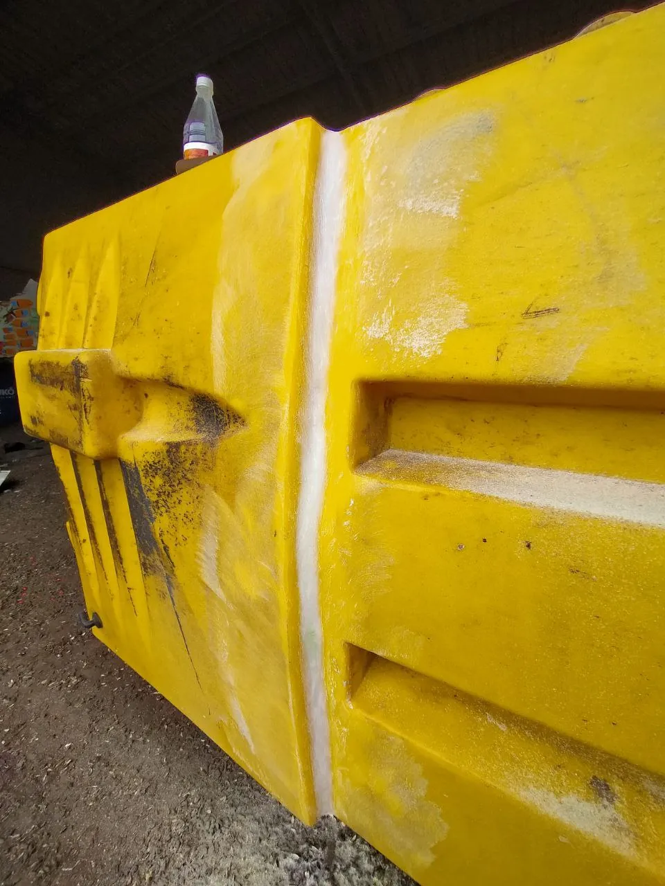 Foto 21 der Reparatur — Spritzentank-Reparatur an der Anbauspritze — Mai 2023