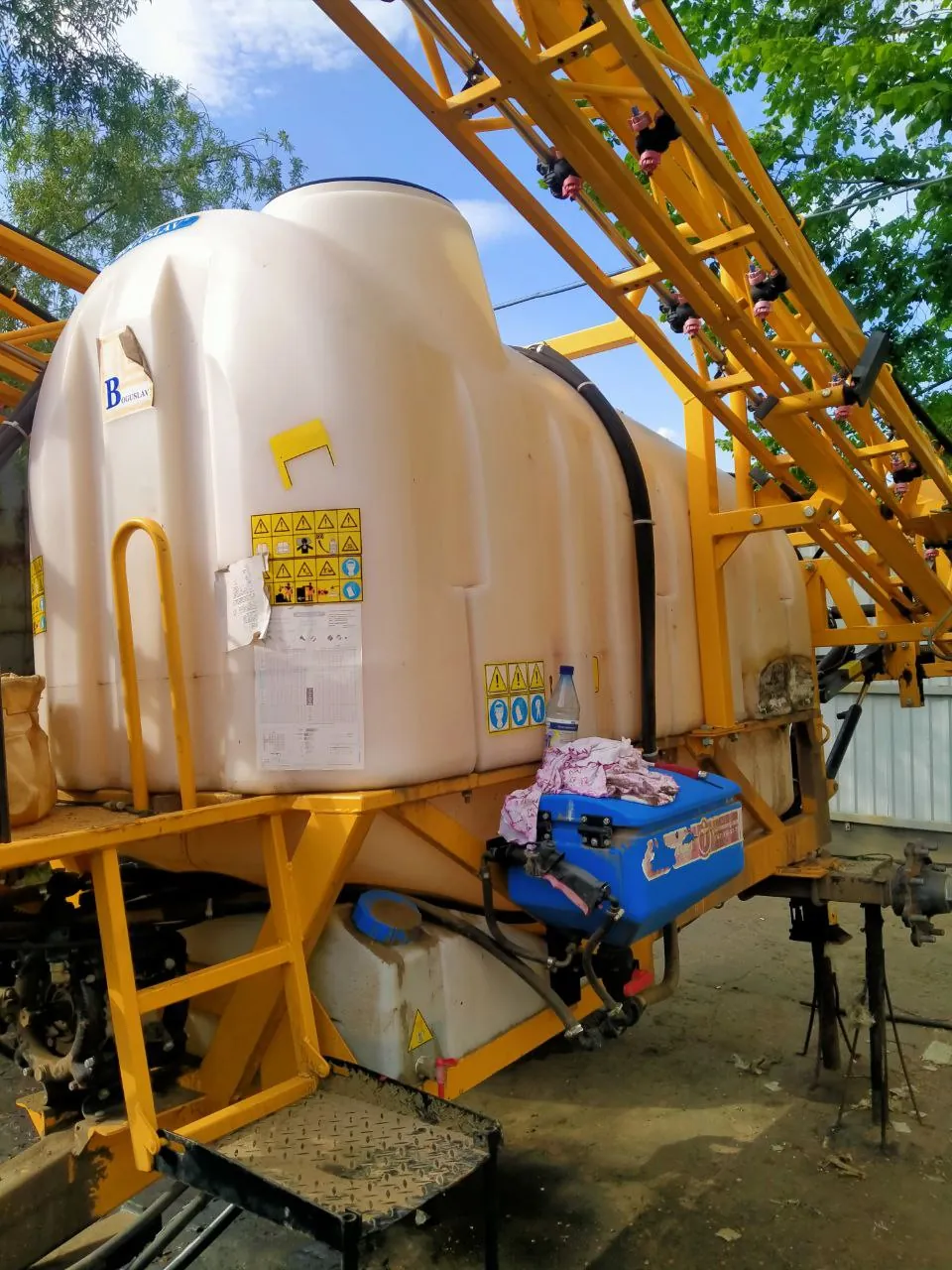 Foto 11 der Reparatur — Spritzentank-Reparatur — Mai 2023