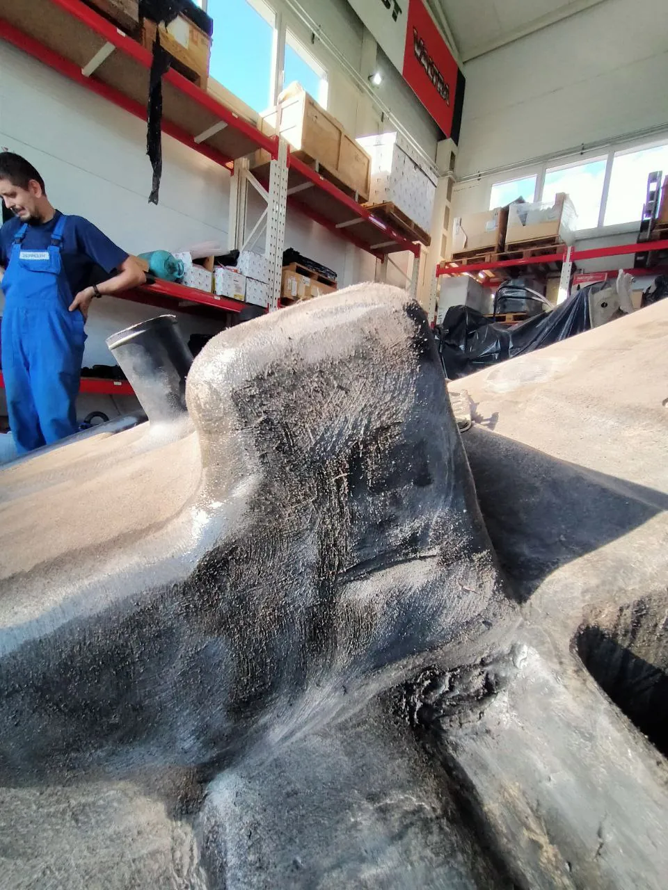 Foto 22 der Reparatur — Kraftstofftank-Reparatur Challenger 865 B