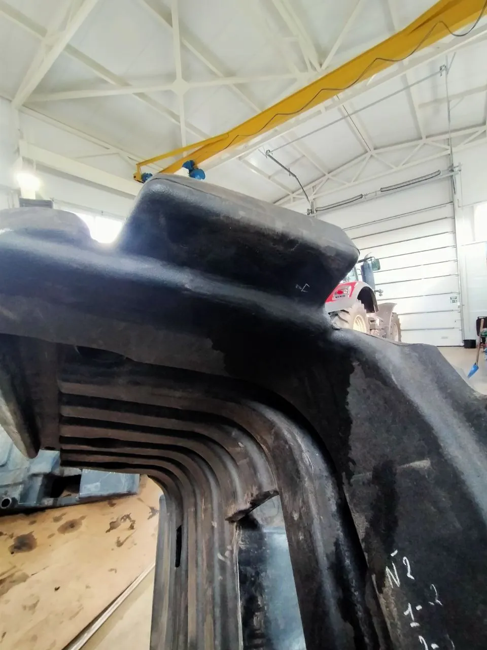 Foto 23 der Reparatur — Kraftstofftank-Reparatur Challenger 865 B