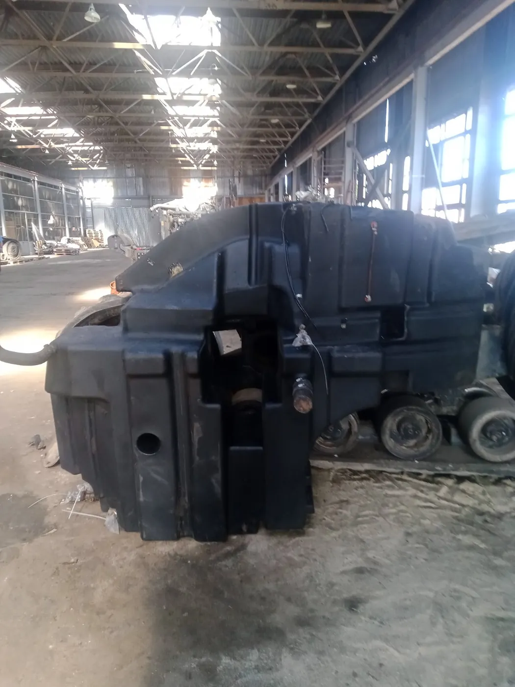 Foto 2 der Reparatur — Kraftstofftank-Reparatur Cat Challenger MT865 C