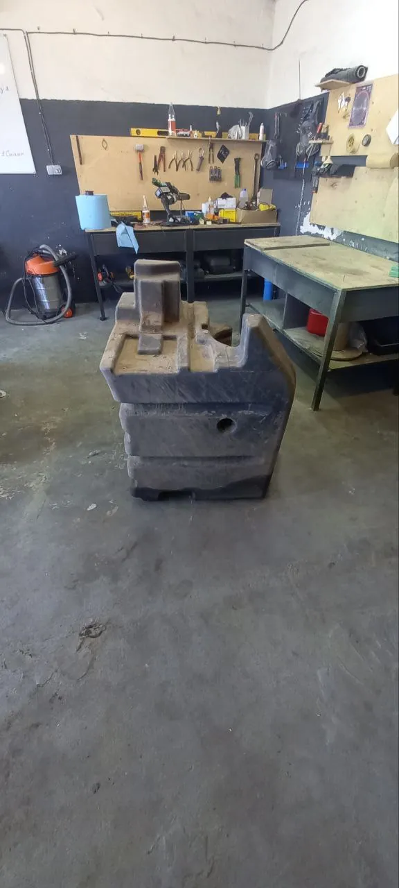 Foto 5 der Reparatur — Kraftstofftank-Reparatur New Holland 8.390