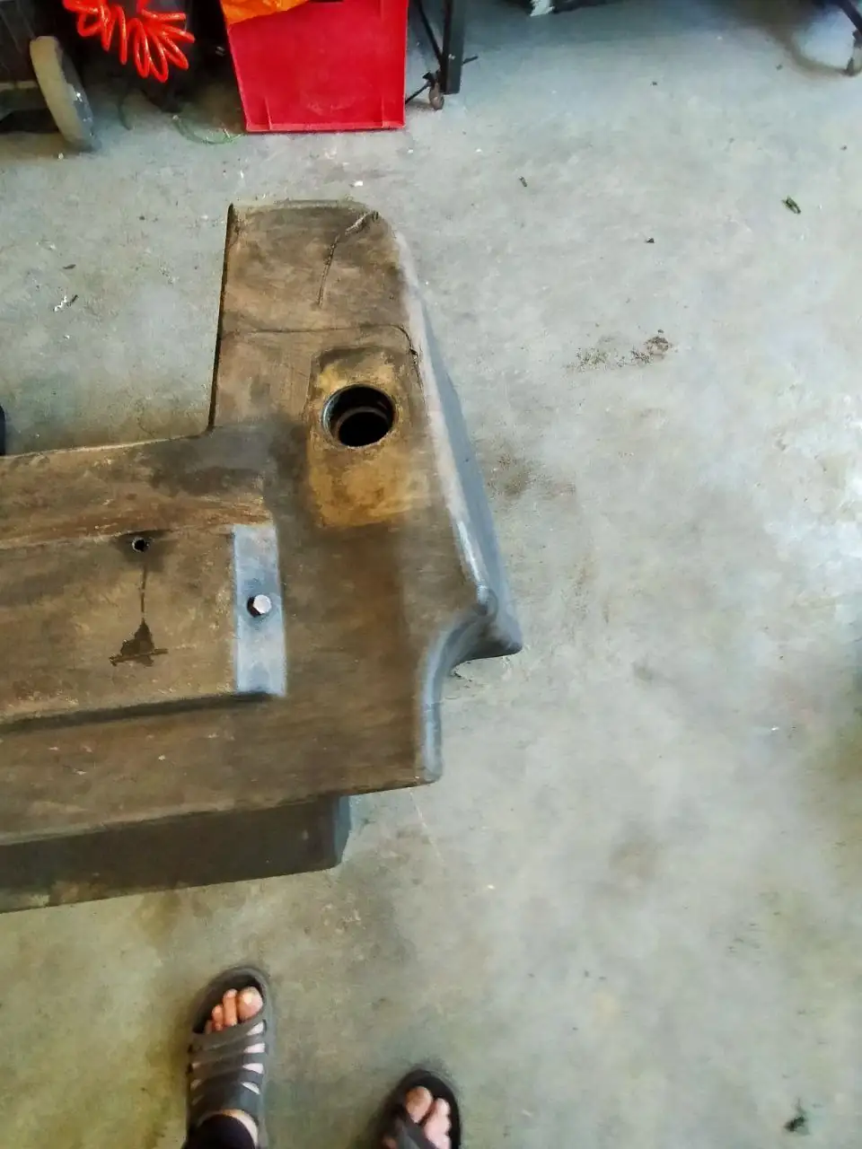 Foto 22 der Reparatur — Kraftstofftank-Reparatur JCB 531-70