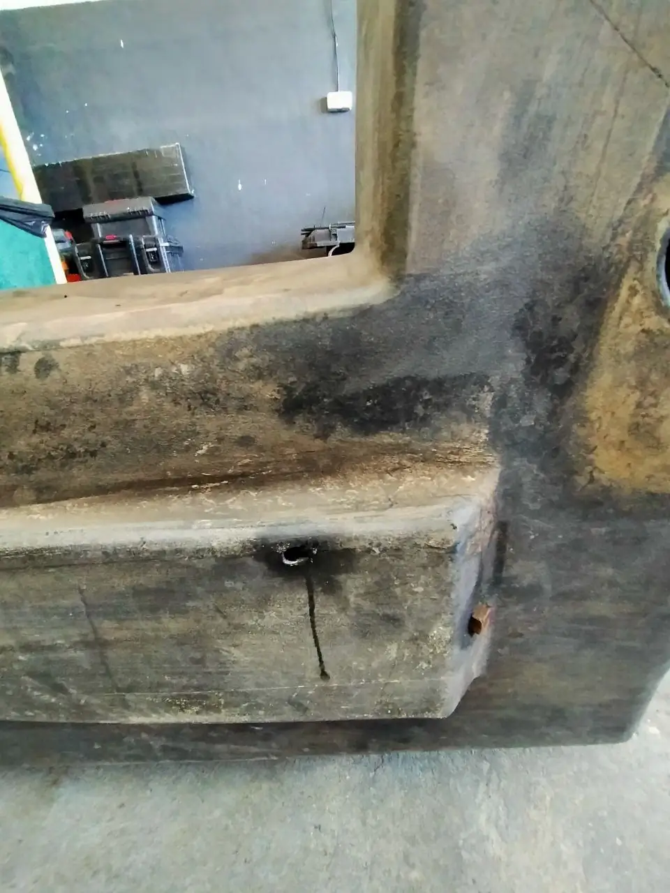 Foto 18 der Reparatur — Kraftstofftank-Reparatur JCB 531-70