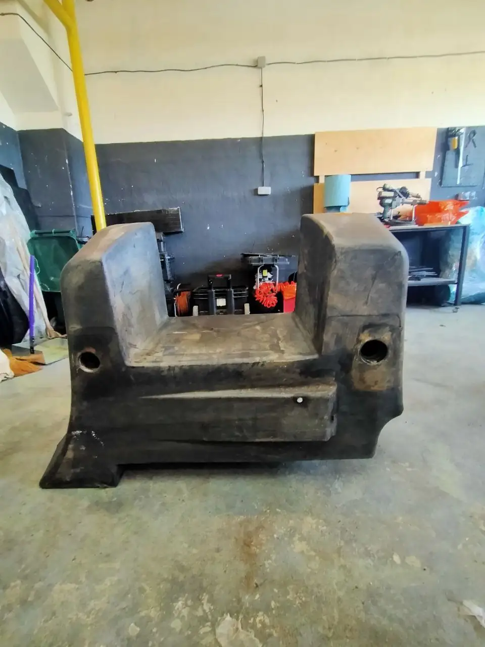 Foto 17 der Reparatur — Kraftstofftank-Reparatur JCB 531-70