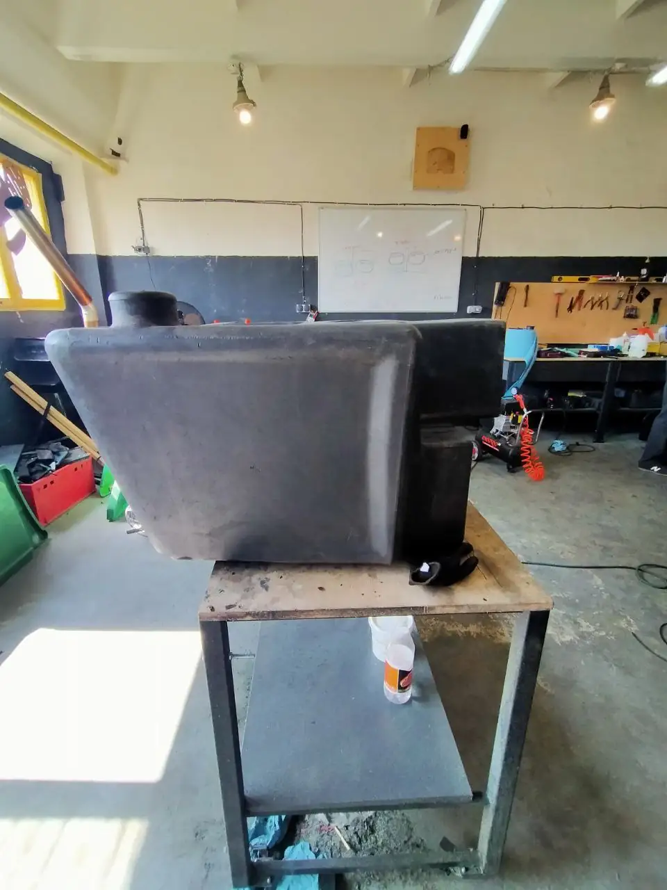 Foto 8 der Reparatur — Kraftstofftank-Reparatur JCB 531-70