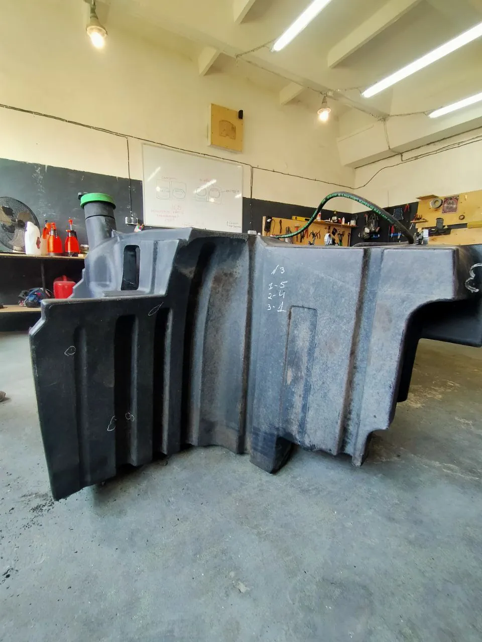 Foto 15 der Reparatur — Kraftstofftank-Reparatur John Deere — Juni 2023
