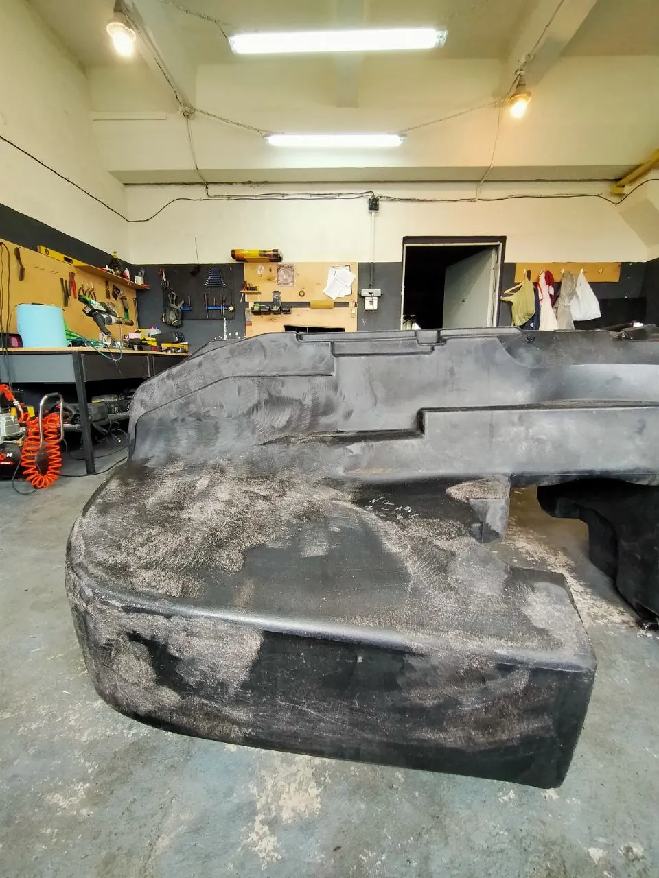 Foto 34 der Reparatur — Kraftstofftank-Reparatur John Deere — Juni 2023