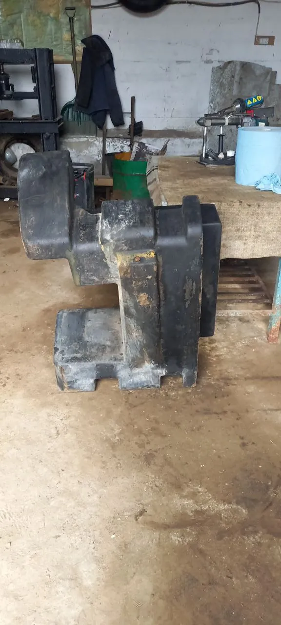 Foto 1 der Reparatur — Kraftstofftank-Reparatur JCB 30EA