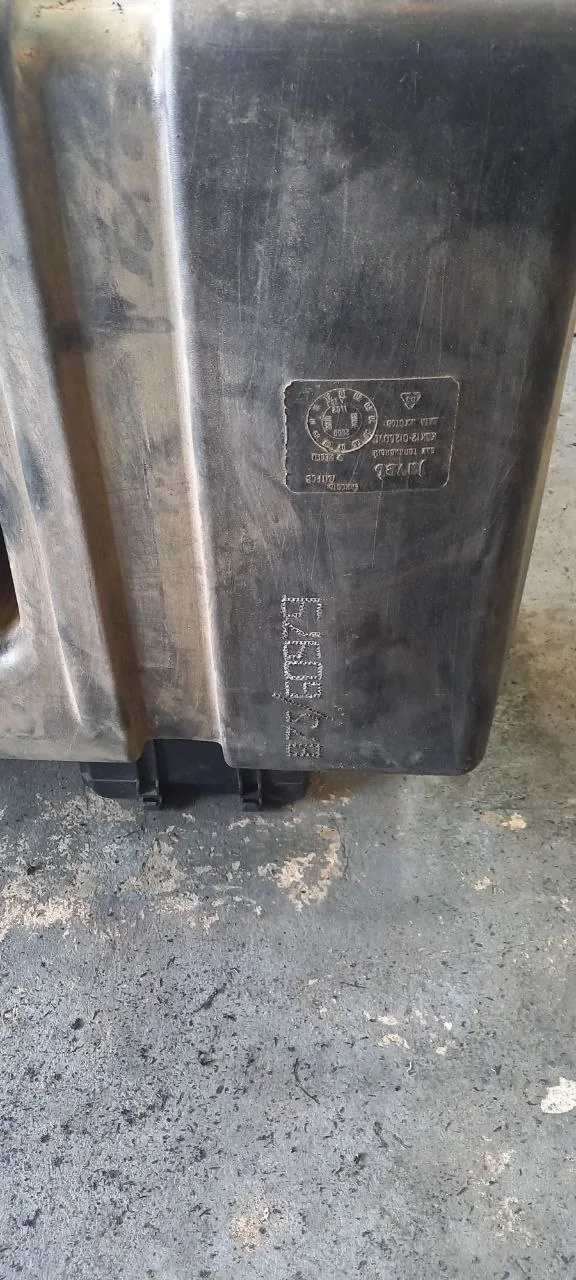 Foto 5 der Reparatur — Kraftstofftank-Reparatur am Mähdrescher — Juni 2023