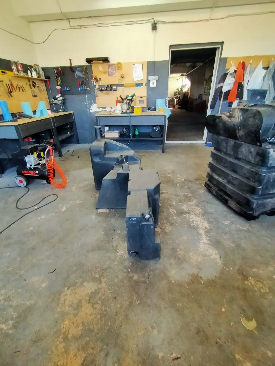 Foto 14 der Reparatur — Kraftstofftank-Reparatur New Holland 6050