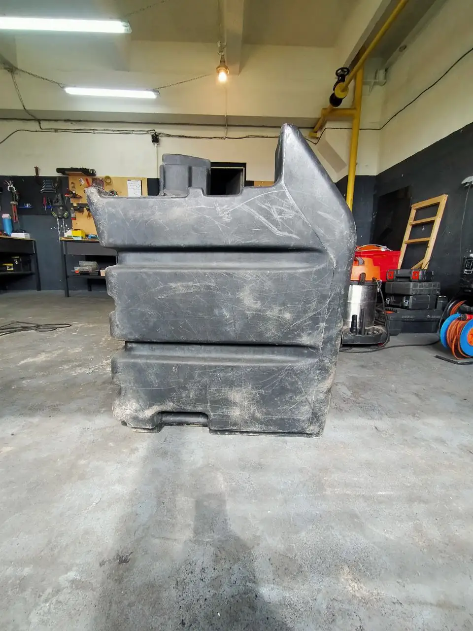 Foto 5 der Reparatur — Kraftstofftank-Reparatur Case 340 — August 2023
