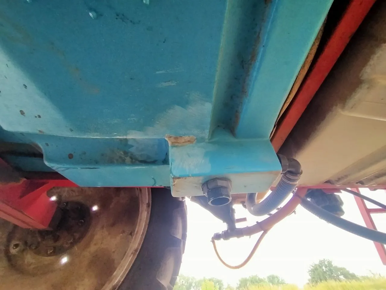 Foto 17 der Reparatur — Spritzentank-Reparatur (2)
