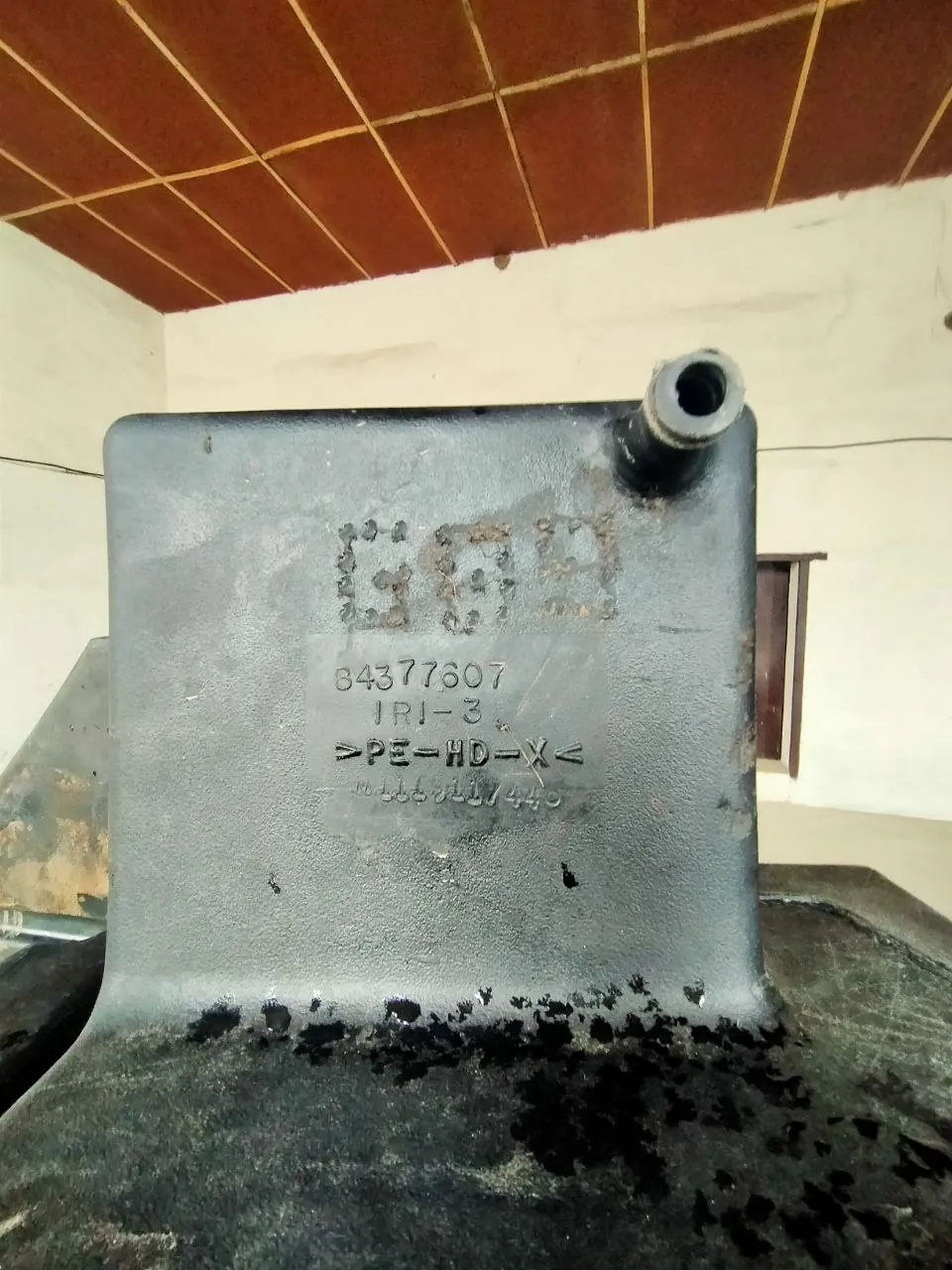 Foto 9 der Reparatur — Kraftstofftank-Reparatur Case 315