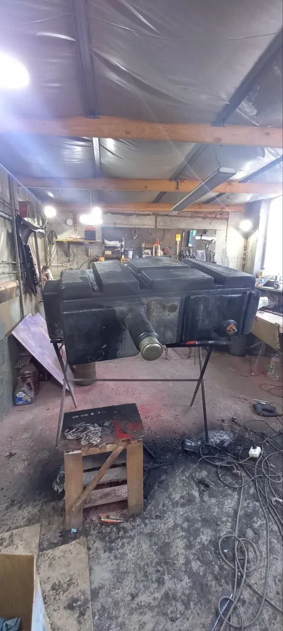 Foto 16 der Reparatur — Kraftstofftank-Reparatur New Holland CX6090