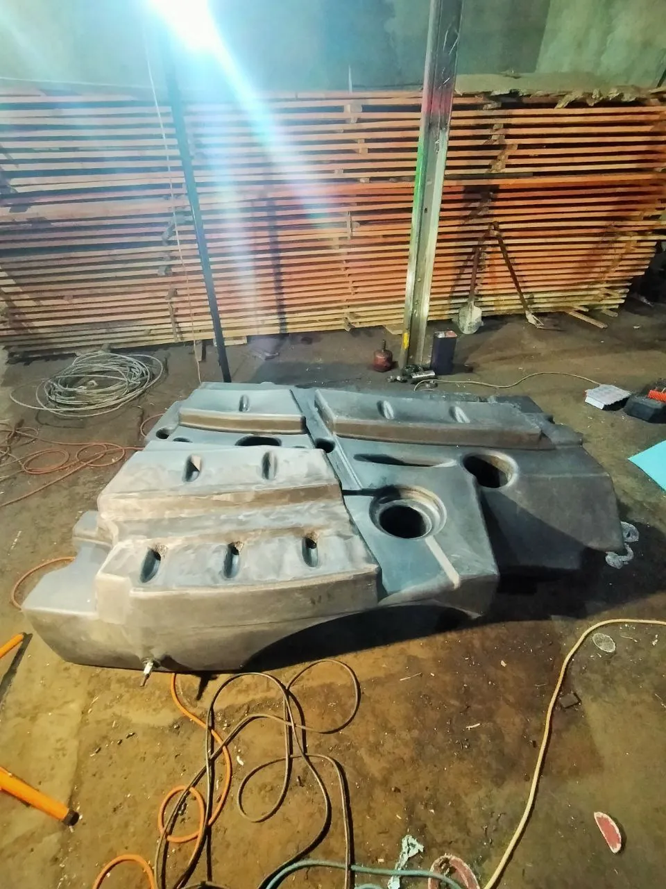 Foto 17 der Reparatur — Kraftstofftank-Reparatur Claas Lexion