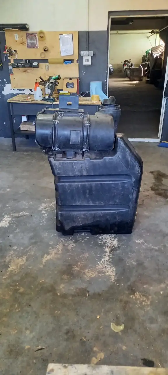 Foto 17 der Reparatur — Kraftstofftank-Reparatur New Holland T8.390 — Juli 2023