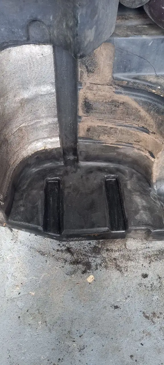 Foto 2 der Reparatur — Kraftstofftank-Reparatur New Holland T8.390 — Juli 2023