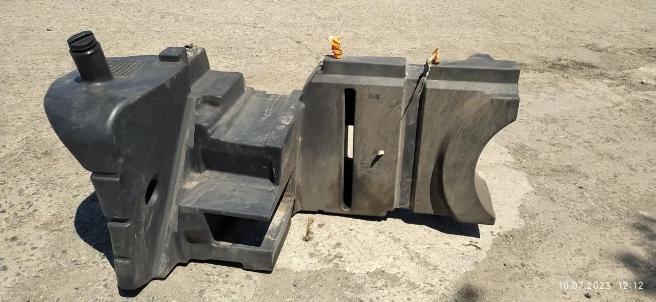 Foto 1 der Reparatur — Kraftstofftank-Reparatur Fendt 936 — Juli 2023