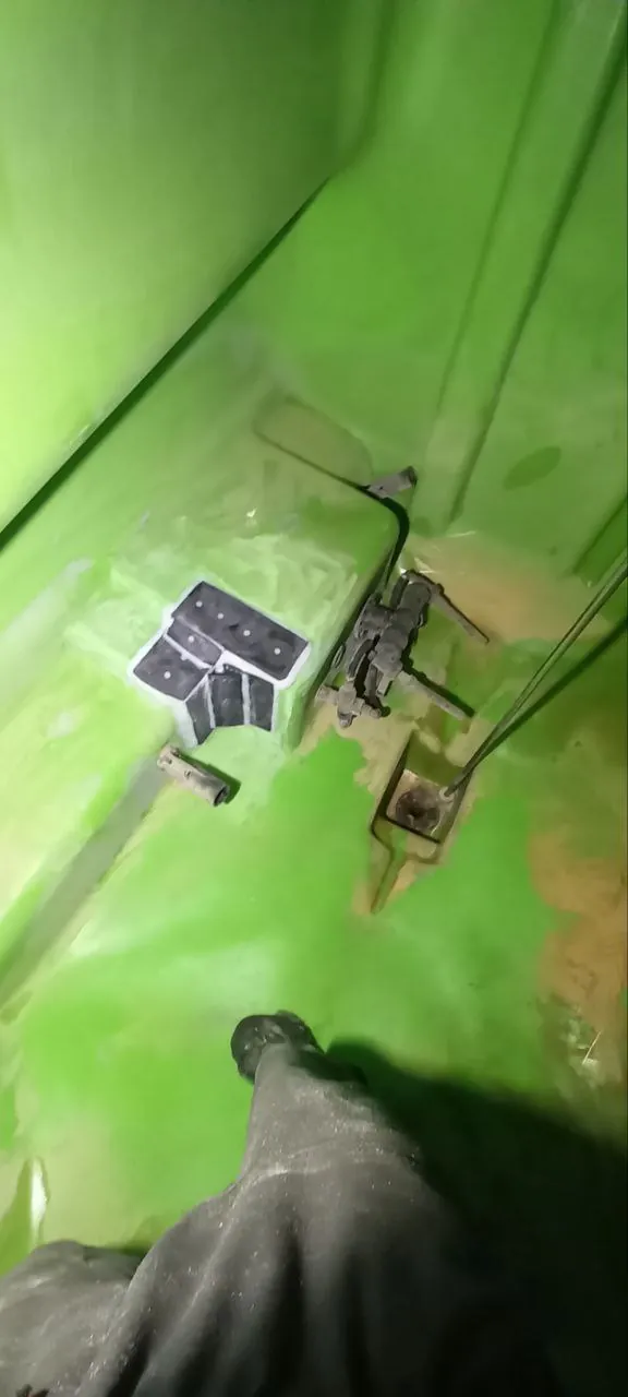 Foto 19 der Reparatur — Spritzentank-Reparatur Tecnoma Laser