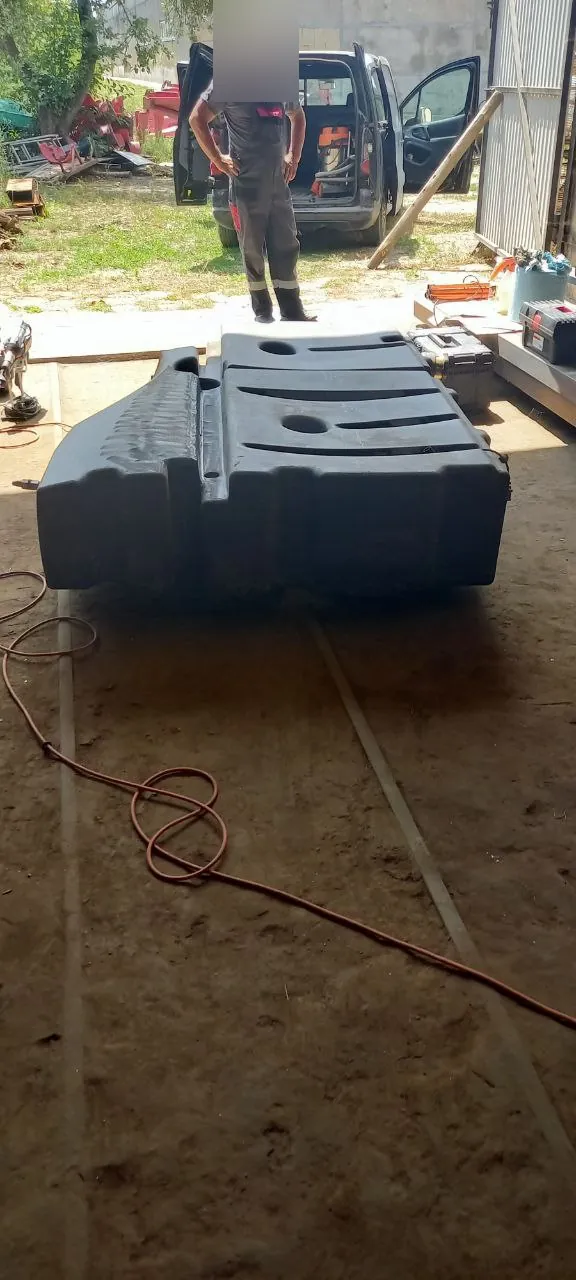 Foto 5 der Reparatur — Kraftstofftank-Reparatur Claas Lexion 580 — Juli 2023