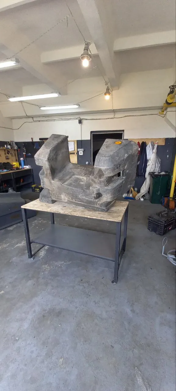 Foto 1 der Reparatur — Kraftstofftank-Reparatur JCB — August 2023