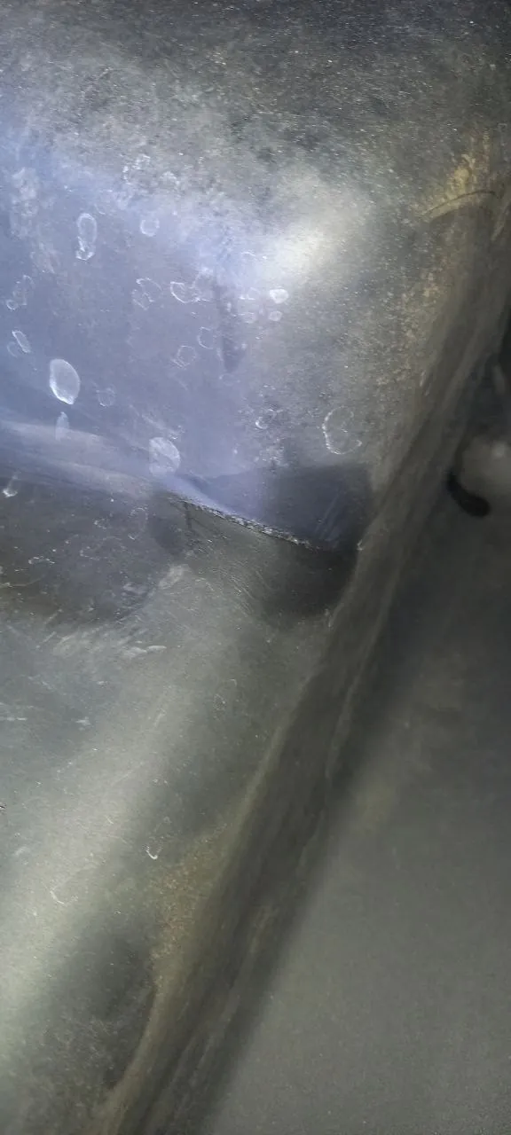 Foto 5 der Reparatur — Kraftstofftank-Reparatur Claas Lexion 580 — Riss an der typischen Schwachstelle