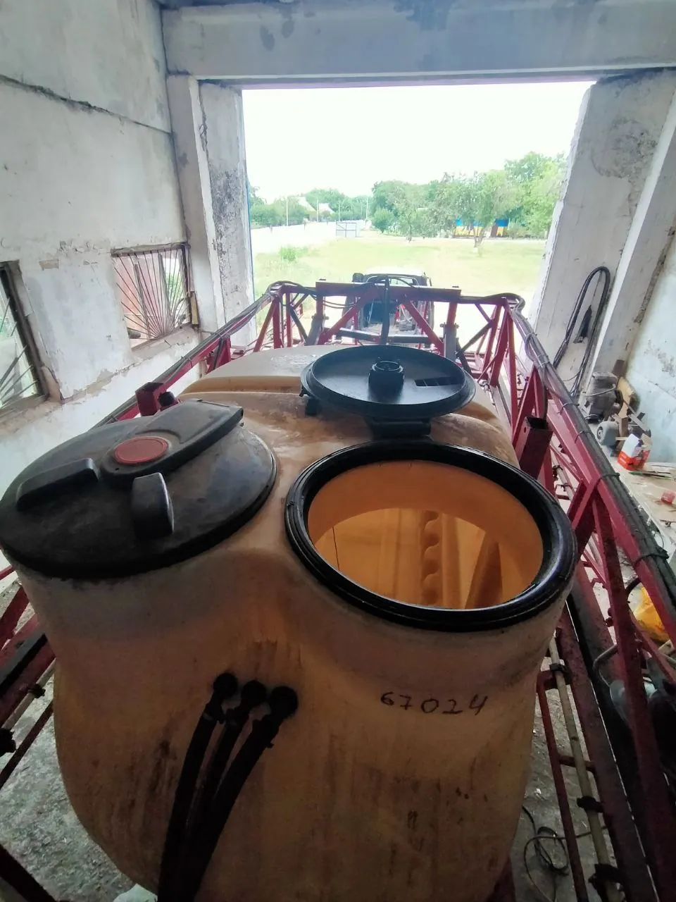 Foto 11 der Reparatur — Spritzentank-Reparatur — Juli 2023