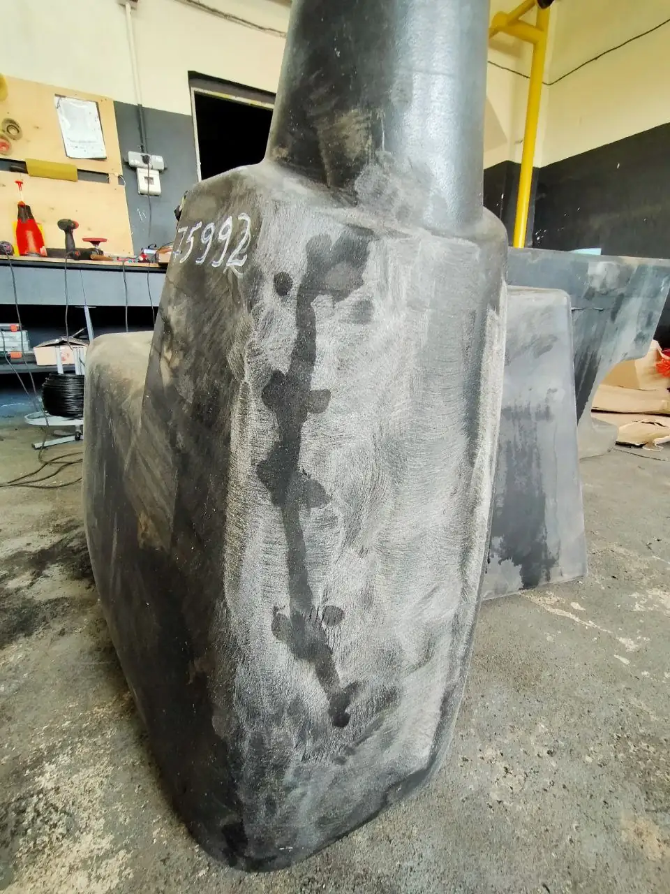 Foto 4 der Reparatur — Kraftstofftank-Reparatur Claas