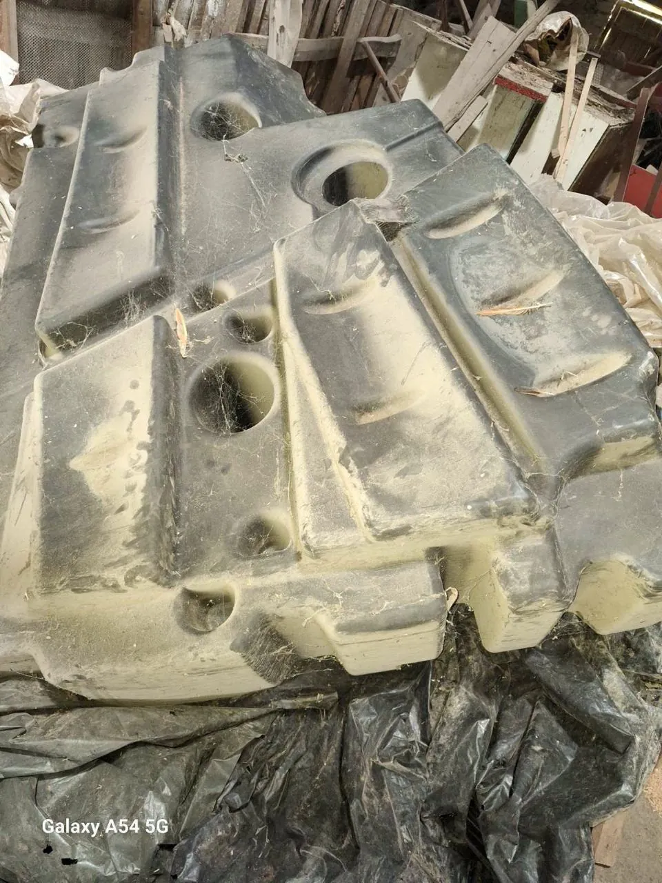 Kraftstofftank-Reparatur Claas Lexion 580 — Riss an der typischen Stelle
