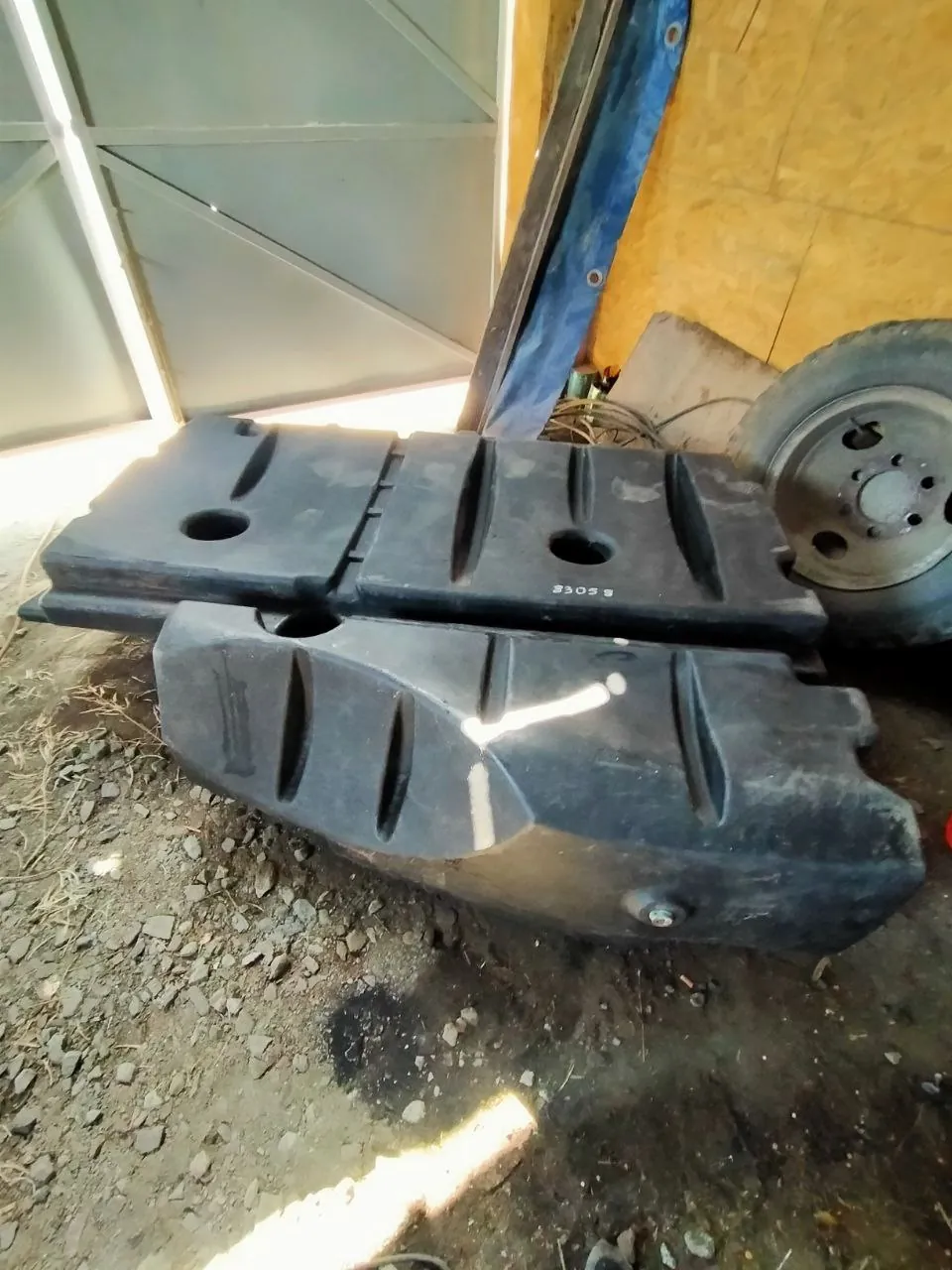 Foto 14 der Reparatur — Kraftstofftank-Reparatur Claas Lexion 580 — Riss an der typischen Stelle