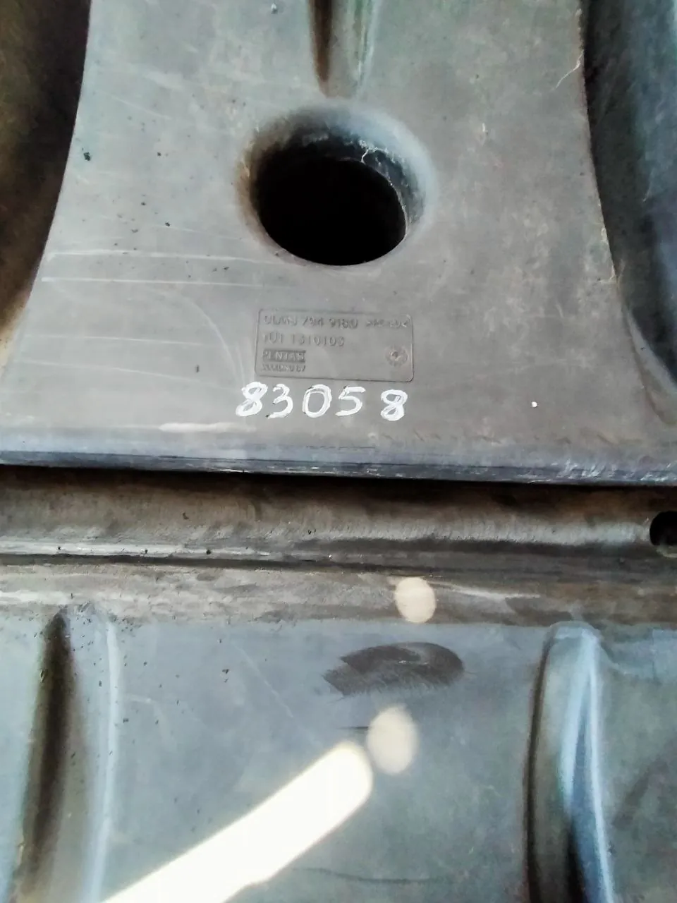 Foto 16 der Reparatur — Kraftstofftank-Reparatur Claas Lexion 580 — Riss an der typischen Stelle