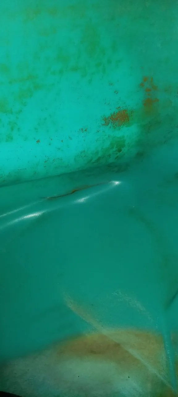 Foto 5 der Reparatur — Spritzentank-Reparatur Berthoud Rapter — Riss an der typischen Schwachstelle