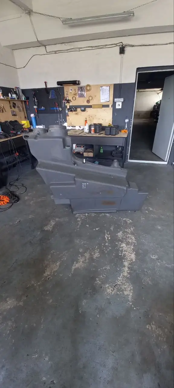 Foto 11 der Reparatur — Tank-Reparatur Claas Pentas