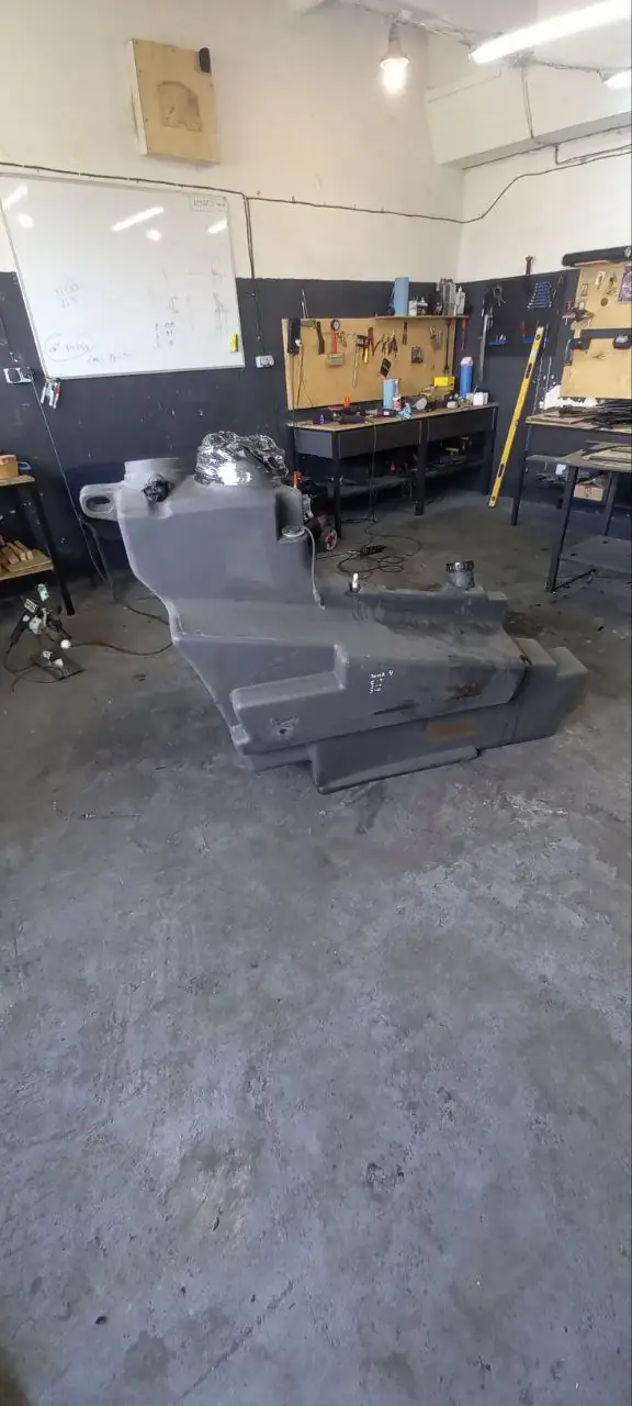 Foto 5 der Reparatur — Tank-Reparatur Claas Pentas