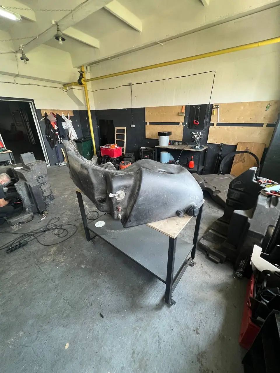 Foto 2 der Reparatur — Kraftstofftank-Reparatur Manitou 741