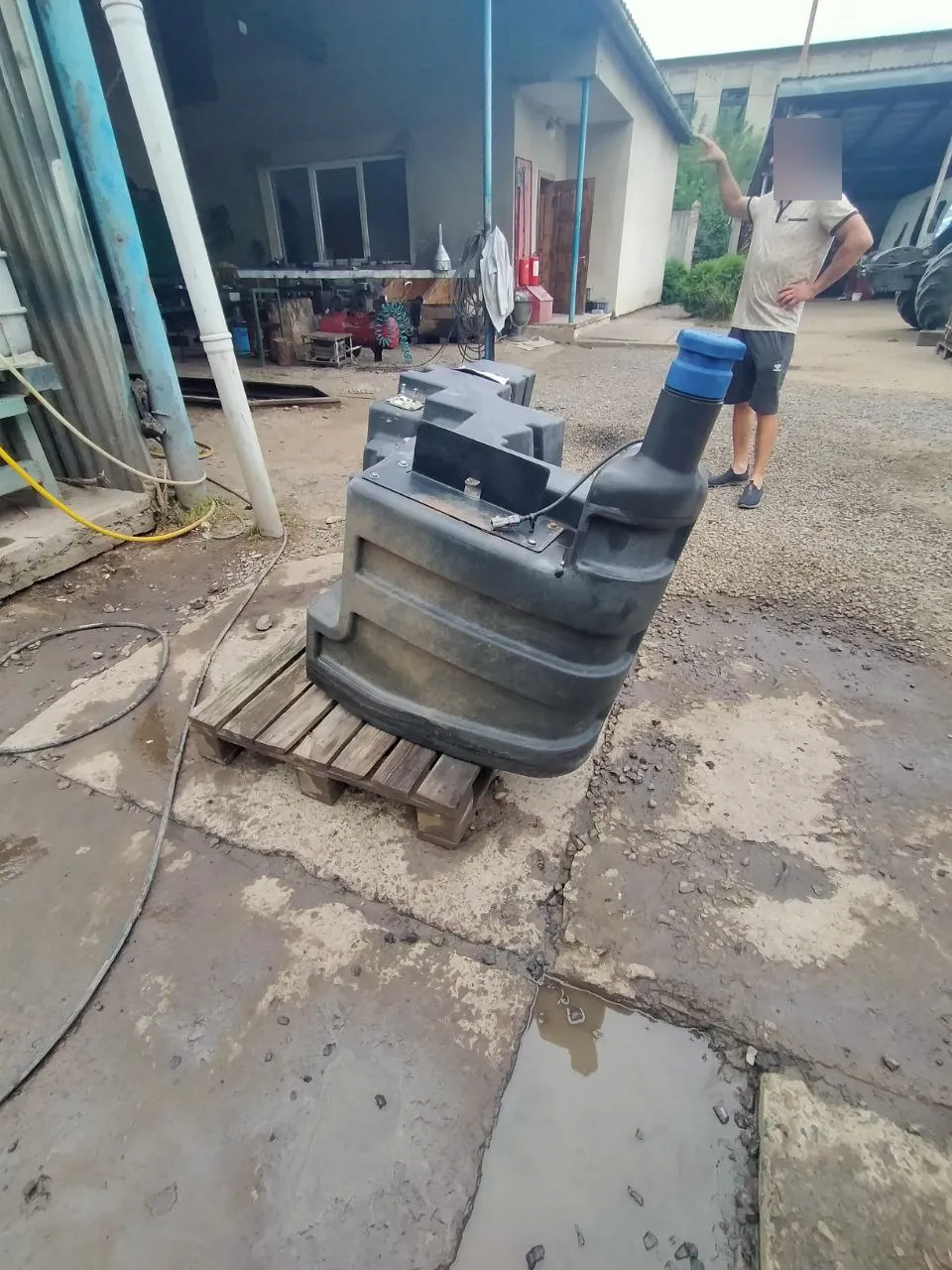 Foto 2 der Reparatur — Kraftstofftank-Reparatur New Holland T7070
