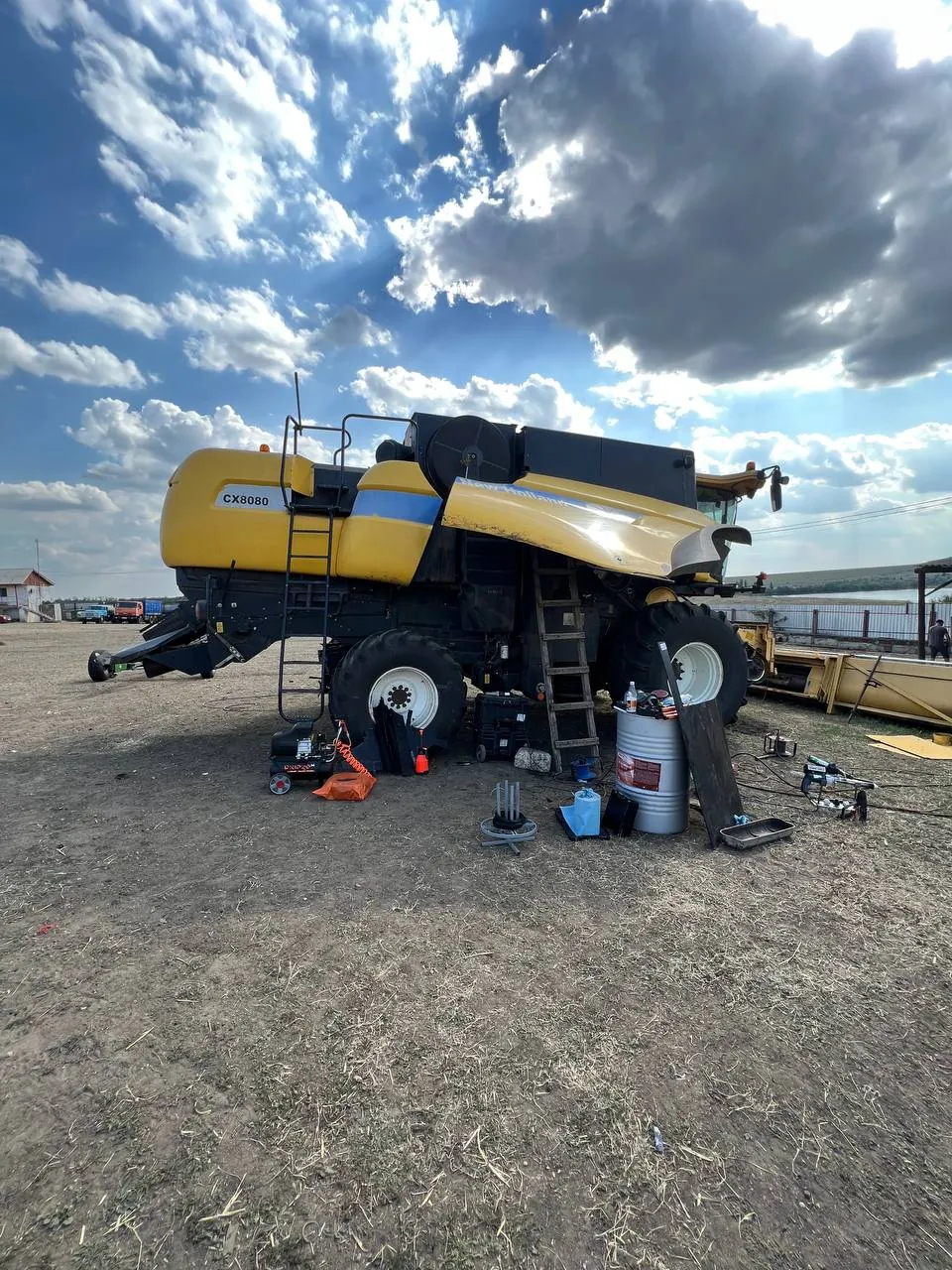 Foto 13 der Reparatur — Korntank-Reparatur John Deere