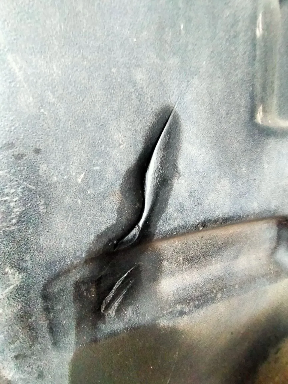 Foto 3 der Reparatur — Kraftstofftank-Reparatur John Deere 8335 R