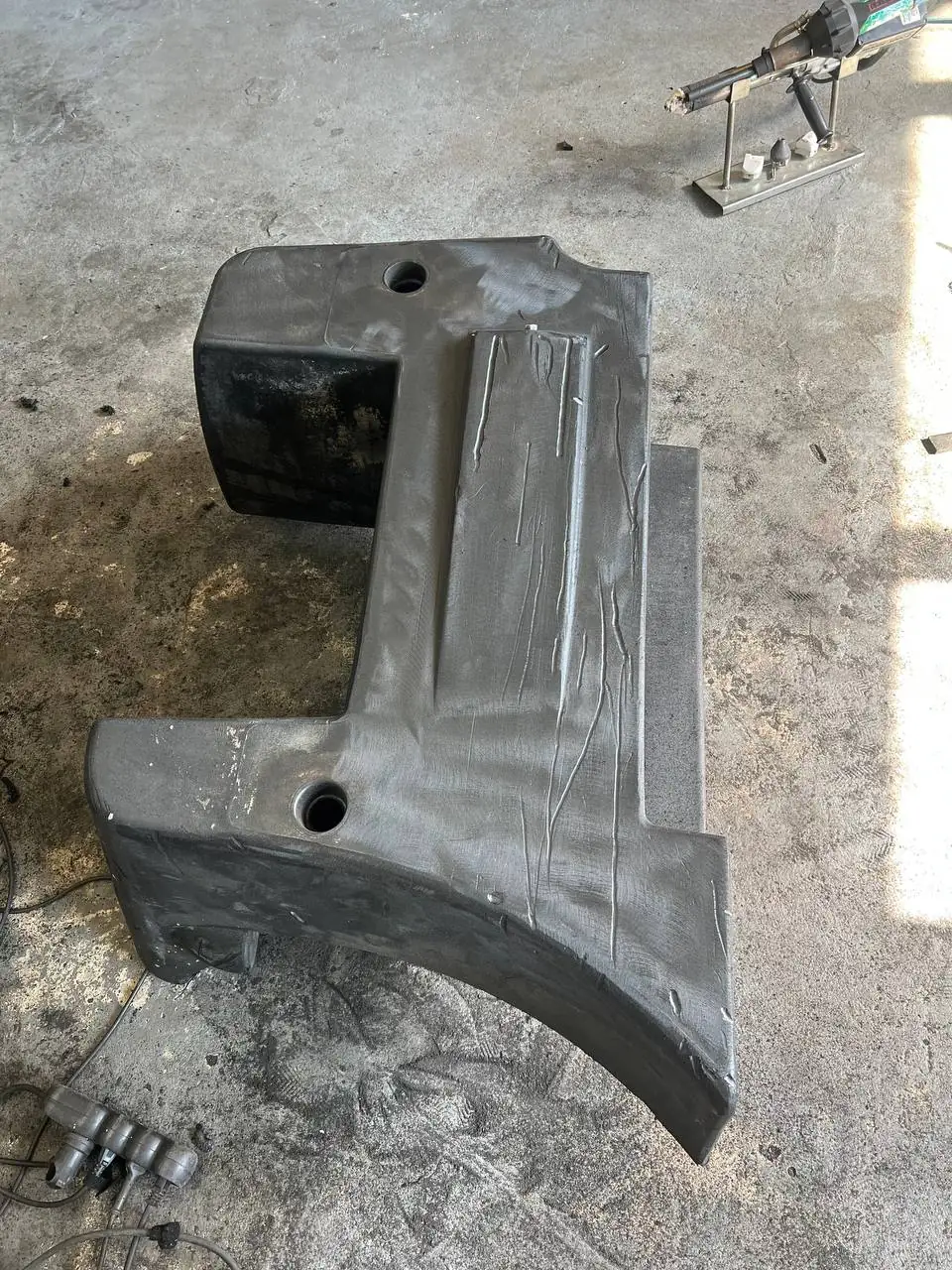 Foto 17 der Reparatur — Kraftstofftank-Reparatur JCB (2)